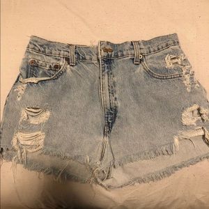 Levi’s distressed high waisted shorts